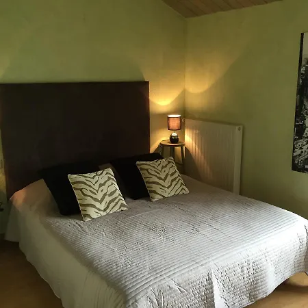 Chambres D'Hotes Les Laitieres Beaurepaire  Exterior photo