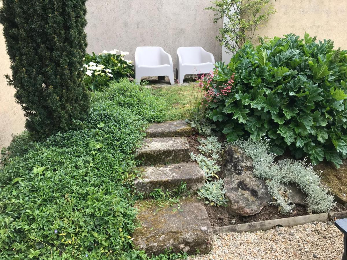 D'hotes Les Laitieres Bed and breakfast Beaurepaire (Vendee)